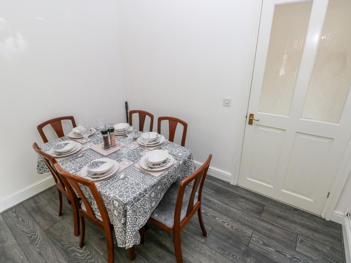 펨브룩도크 23 Charles Thomas Avenue 빌라 외부 사진
