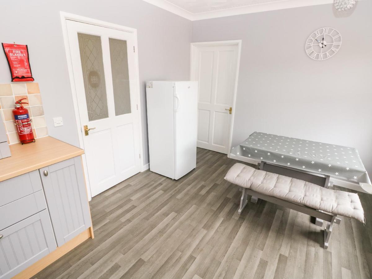 펨브룩도크 23 Charles Thomas Avenue 빌라 외부 사진